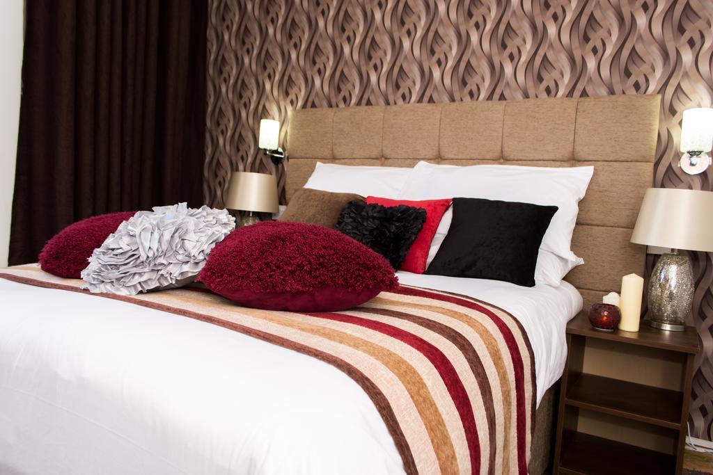 Trivelles Mayfair,Stockport Luaran gambar